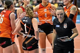 Les joueuses du NUC devront réussir un immense exploit à Turin KEYSTONE/JEAN-CHRISTOPHE BOTT